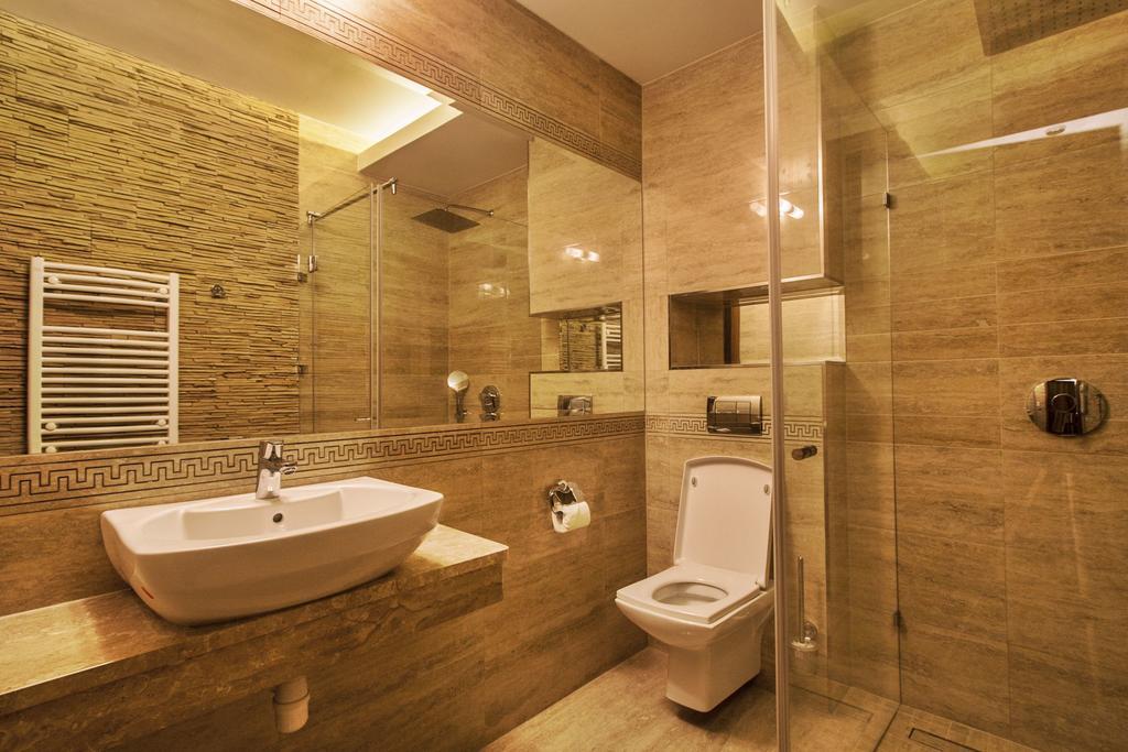 Hotel Tatarscy - Energylandia Kalwaria Zebrzydowska Rom bilde